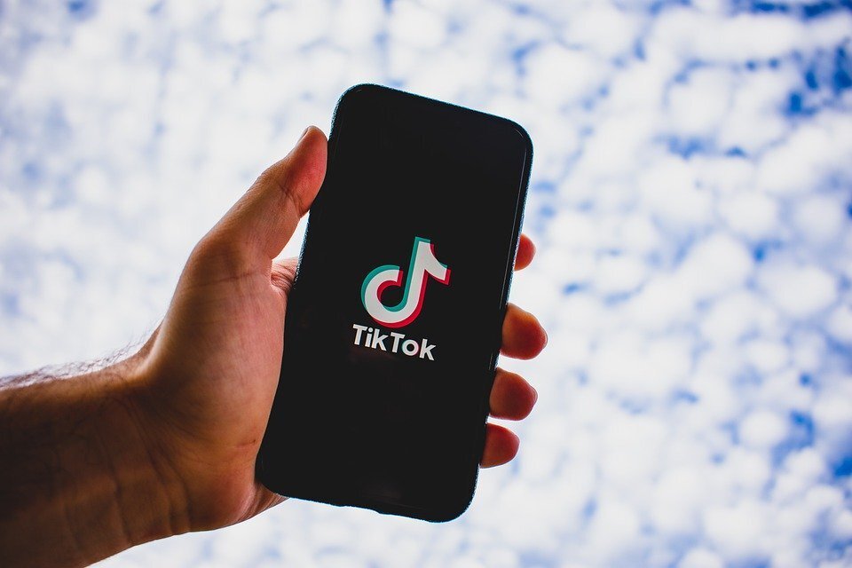 Govt of India finally bans Tik Tok and 58 other Chinese apps in India.